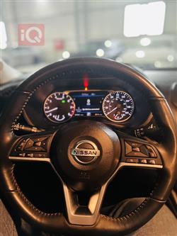 نيسان سنترا